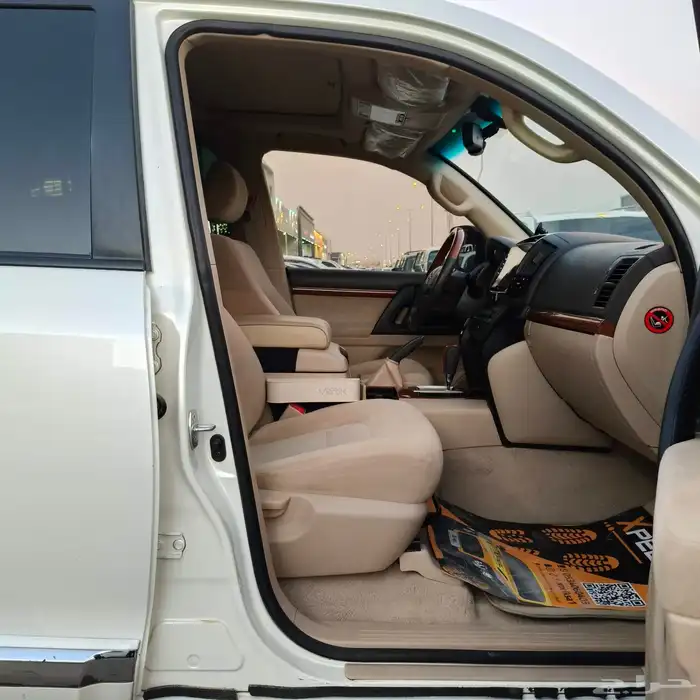 تويوتا لاندكروزر جكس ار موديل 2014 13