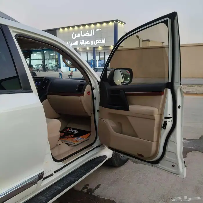 تويوتا لاندكروزر جكس ار موديل 2014 12
