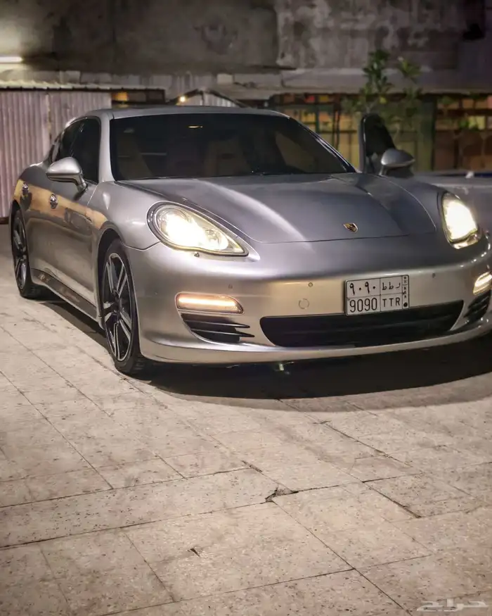 بورش باناميرا مخزن ماشي 77 الف 16