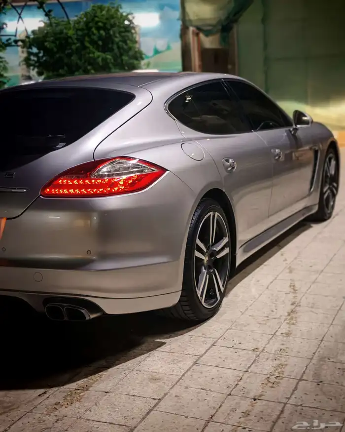 بورش باناميرا مخزن ماشي 77 الف 12