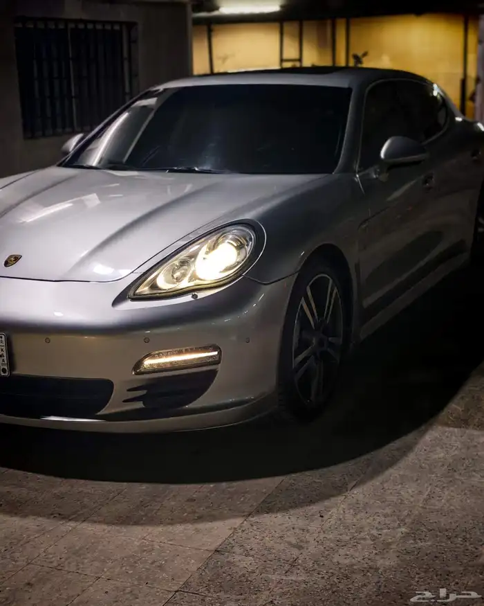 بورش باناميرا مخزن ماشي 77 الف 15