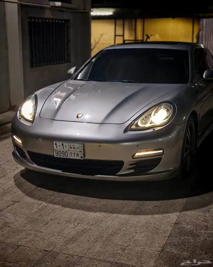 بورش باناميرا مخزن ماشي 77 الف 14