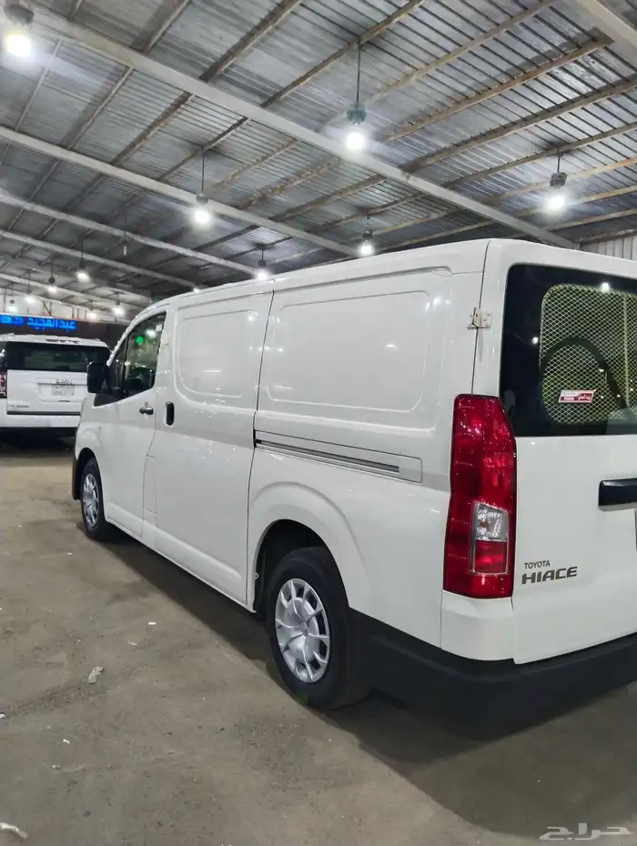 TOYOTA HIACE 2022 2