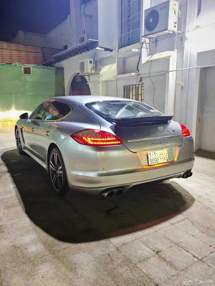 بورش باناميرا مخزن ماشي 77 الف 7