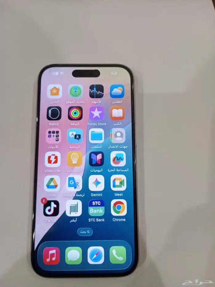 ايفون 15 العادي الشريحه برمجه مستخدم نضيف البطاريه 100علي 4