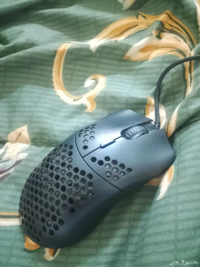 ماوس قيمنق 40 ريال ماله سنه معي 1