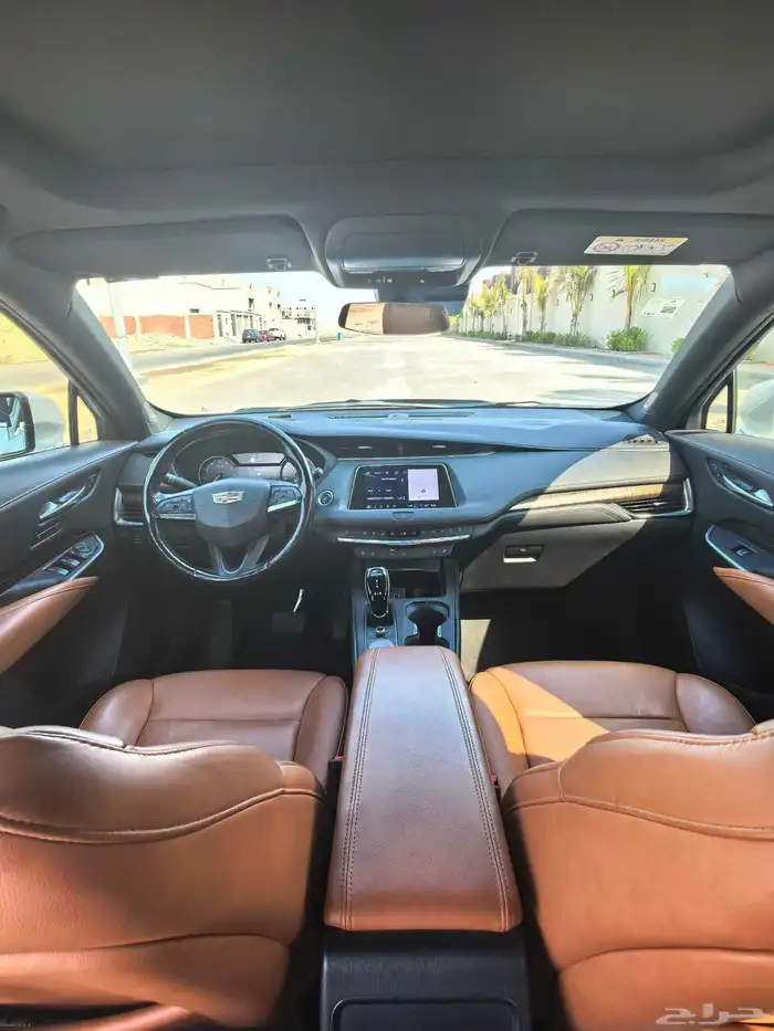 كاديلاك 2021 2