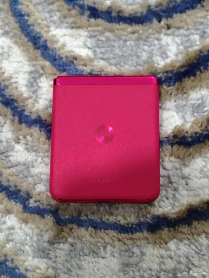 موتورولا رايزر 40 الترا Motorola RAZR 40 ultra 5