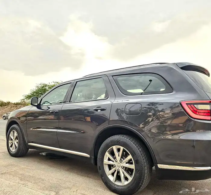 دوج دورانجو موديل 2015 فل كامل 6 سلندر 12