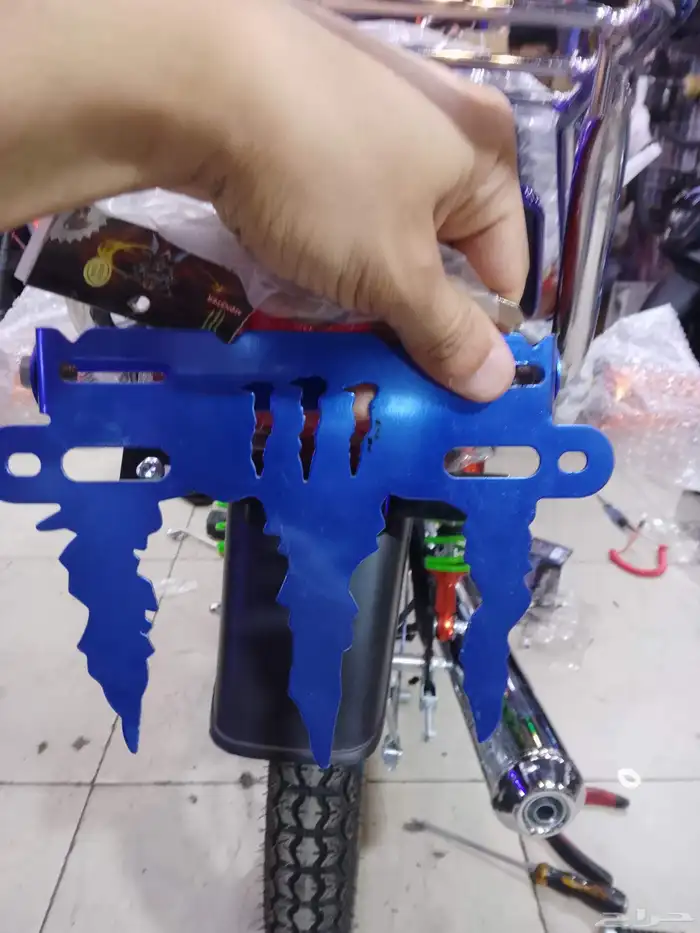 أكس 100 وسام ناري أزرق 2026 محول سوزوكي 17