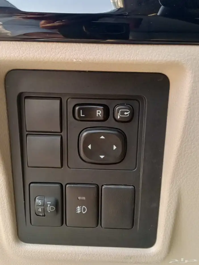 تويوتا برادو ( 2023 ) TXL دبل V6 بنزين سعودي نظيف جدا 29