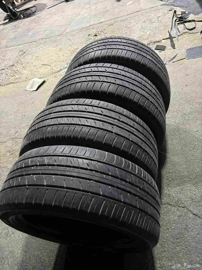 نعرض لكم كفرات جيب لكزز دنلوب ياباني وكاله اخ جديد 275 50 21 0