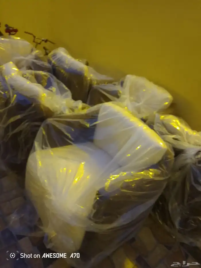 البيت الأنيق للاثاث تفصيل جميع انواع الكنب حسب الطلب وستائر 5