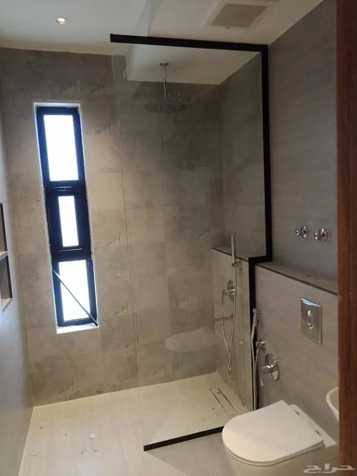 تركيب زجاج سيكوريت 6