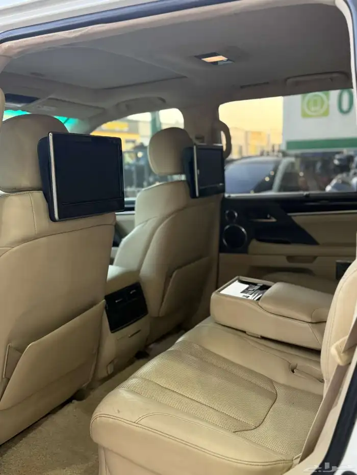 لكزس - 2016 - LX570 - فل كامل - معدل -2021 - ب 146 الف 13