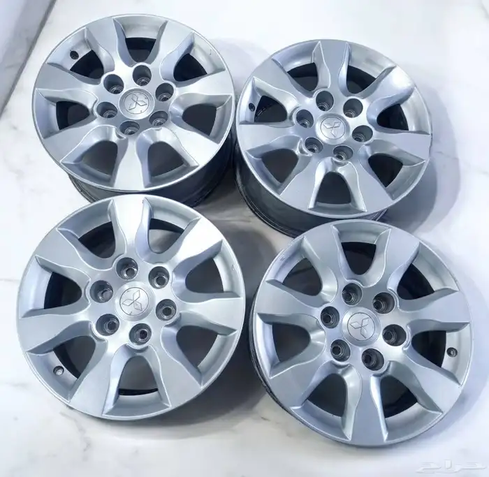 جنوط مستبوشي باجيرو 2016 مقاس17 اصليه وكاله 0