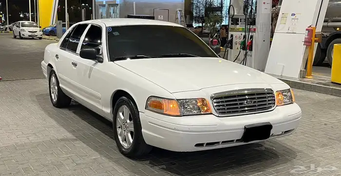 فورد كراون فكتوريا بوليسي 2008 1