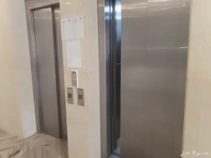 شقه في حي الريان للايجار السنوي 10