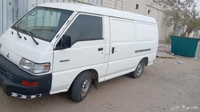 متسوبيشي L300 موديل 2010 3