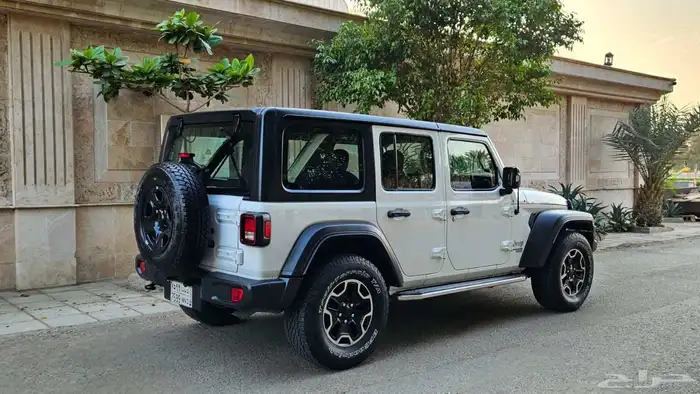 جيب رانجلر 2021 اربع ابواب 6