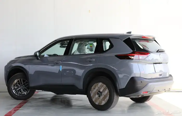 نيسان اكس تريل 7 مقاعد بدون دبل 2025 بسعر طيب جدا 4