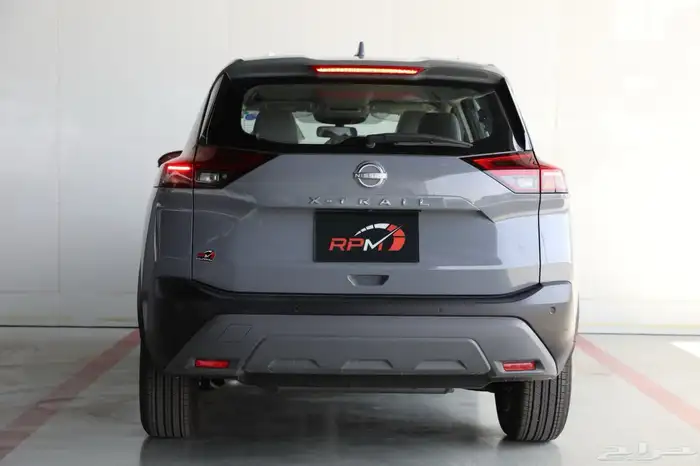 نيسان اكس تريل 7 مقاعد بدون دبل 2025 بسعر طيب جدا 5