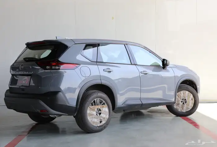 نيسان اكس تريل 7 مقاعد بدون دبل 2025 بسعر طيب جدا 3