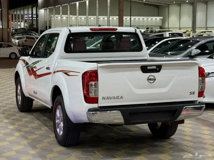 نيسان نافارا 2017 2