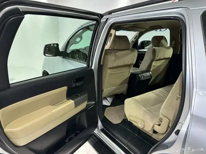 تويوتا سكويا نص فل دبل 2016 10