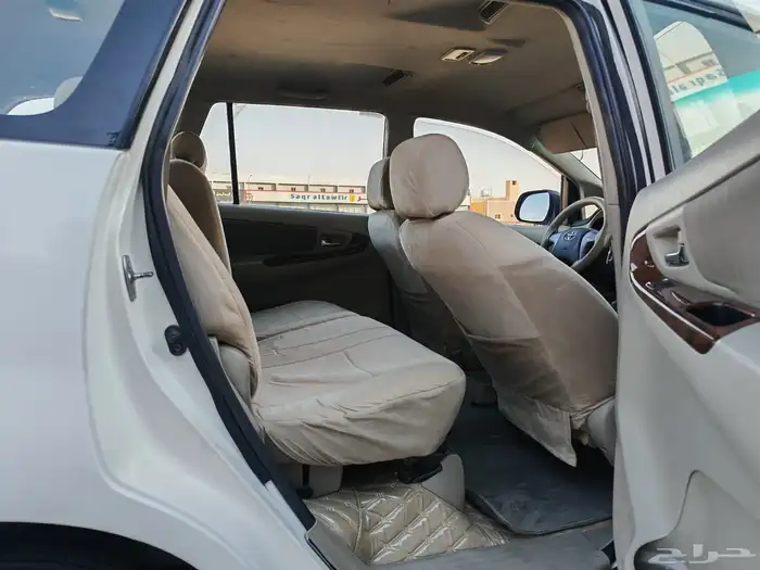 تويوتا انوفا 2013 9