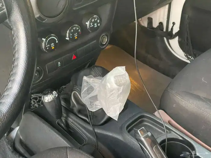 رانجلر سبورت 2015 قير عادي نظيف جدا 16