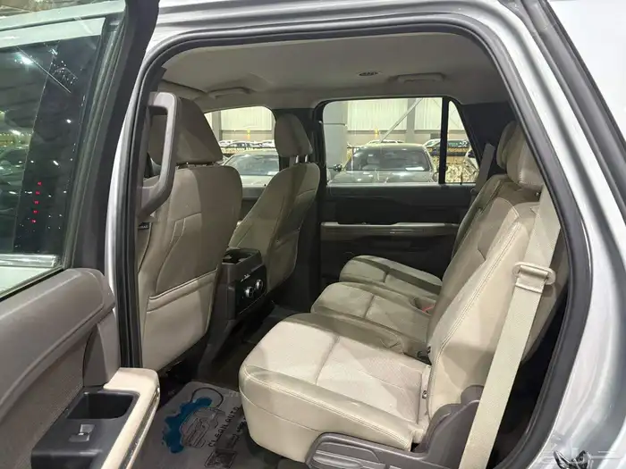 فورد اكسبديشن 2021 8