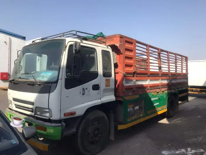 شاحنة نقل ايسوزو 2001 مستعملة للبيع 0