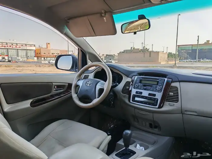 تويوتا انوفا 2013 8