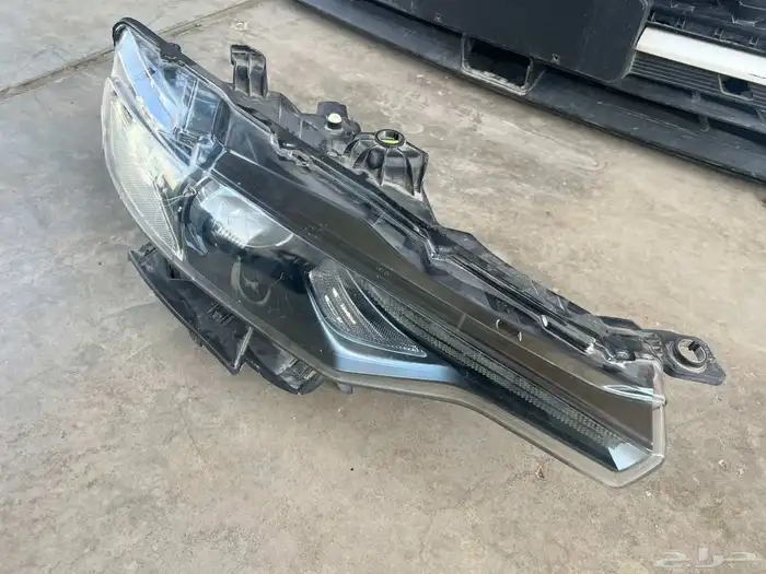 شمعات مازيراتي ليفانتي 2024 2025 2026 5