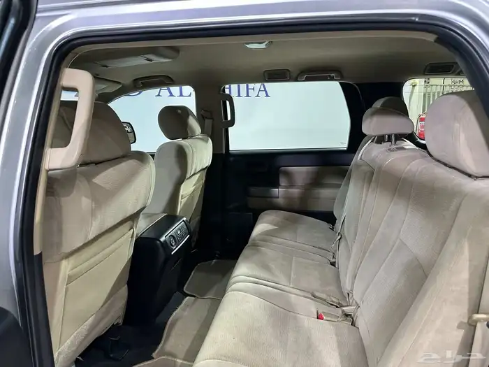 تويوتا سكويا نص فل دبل 2016 14