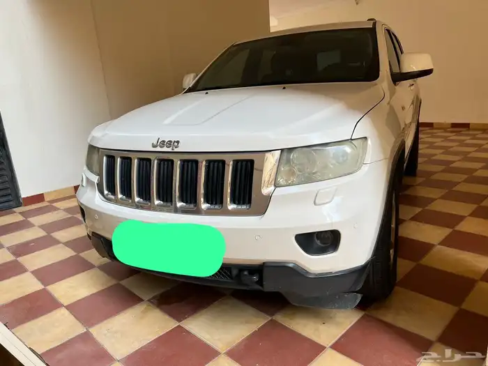 يب جراند شيروكى لاريدو 2011 دبل - 6 سلندر 9