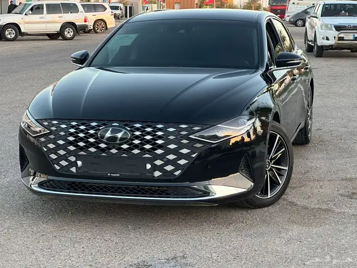 ازيرا 6سلندر موديل 2020 بصمه شاشه بحاله الوكاله 21