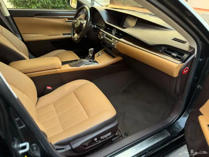 لكزس2017 ES350 DD فل كامل 25