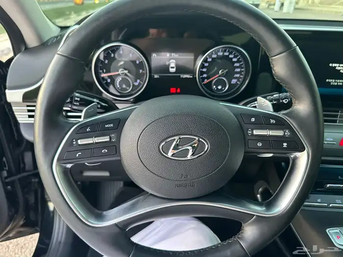 ازيرا 6سلندر موديل 2020 بصمه شاشه بحاله الوكاله 17