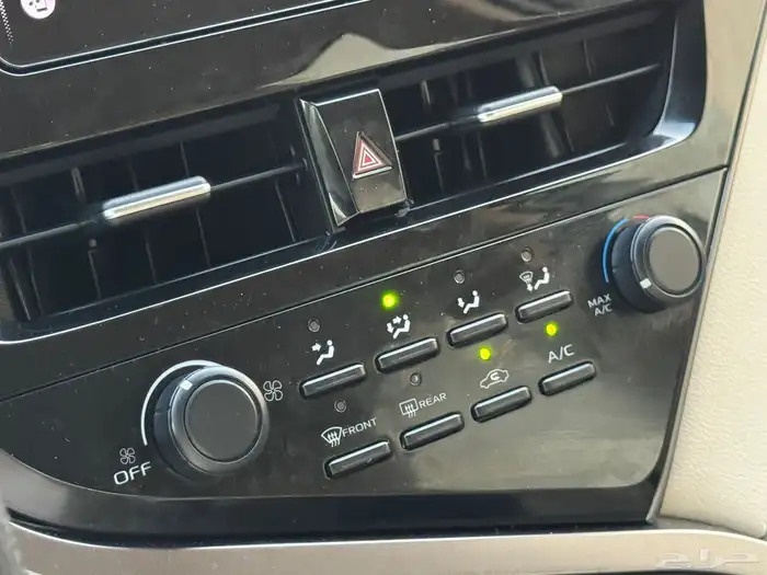 تويوتا كامري 2022 استاندر 12