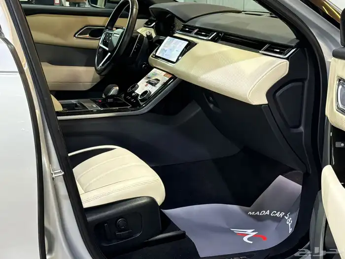 لاند روفر - فيلار - 2021 - V6 - فل كامل ( بحالة الوكاله ) 10