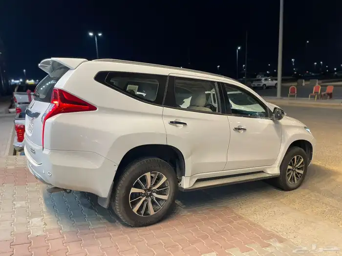 موستبيشي مونتيرو موديل 2019 عداد 81 الف بودي بلد فل كامل 4