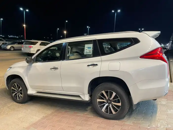 موستبيشي مونتيرو موديل 2019 عداد 81 الف بودي بلد فل كامل 1