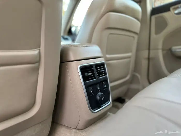 كرايزلر C300 HEMI 2014 52