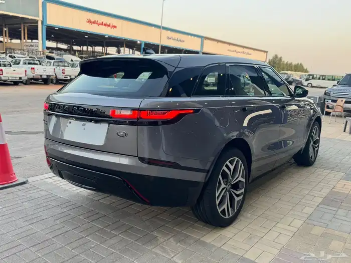 لاند روفر فيلار P250S R-Dynamic 2020 2