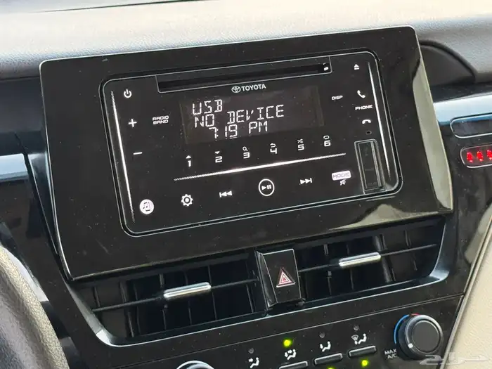 تويوتا كامري 2022 استاندر 16