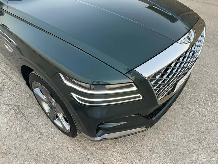 للبيع جينيسس GV80 شبه اصفار مخزن بحالة الوكالة 3