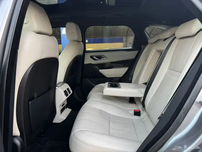 لاند روفر فيلار P250S R-Dynamic 2020 7