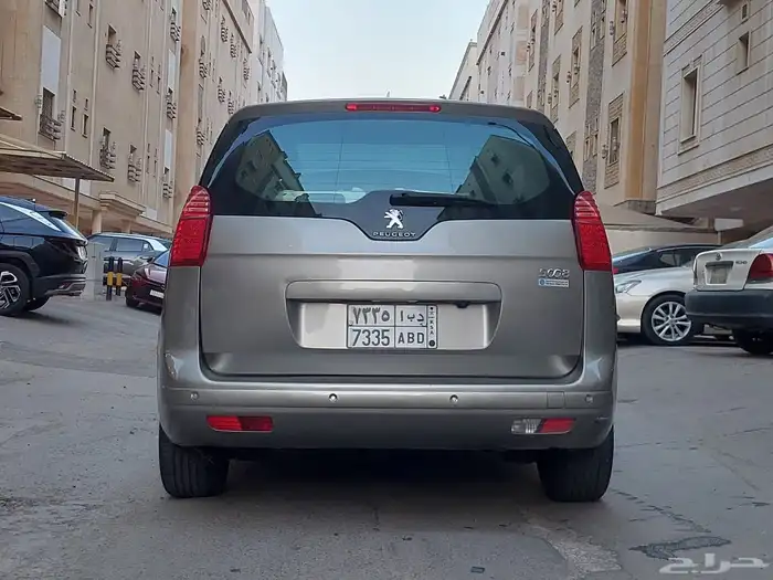 بيجو 2017 5008 مجدد مفوحص 16